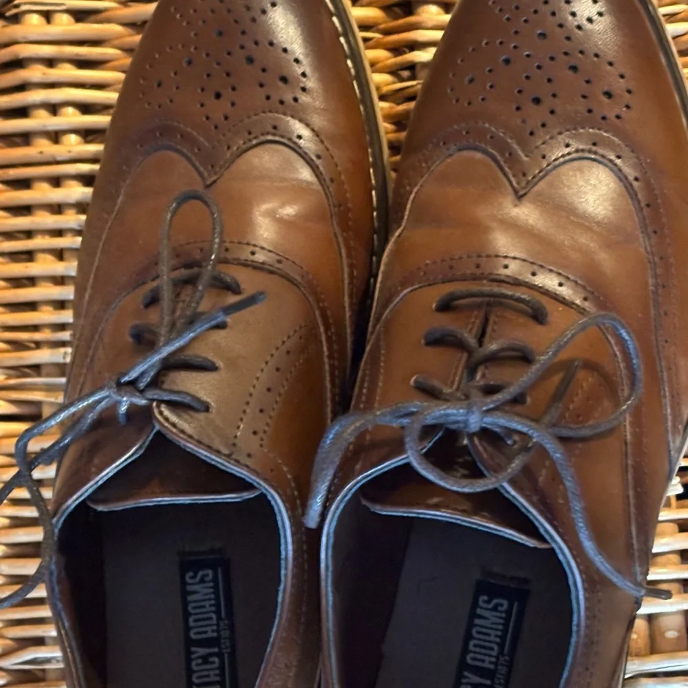 Stacy Adams Dunbar Wingtip Oxford -Boys size 2.5